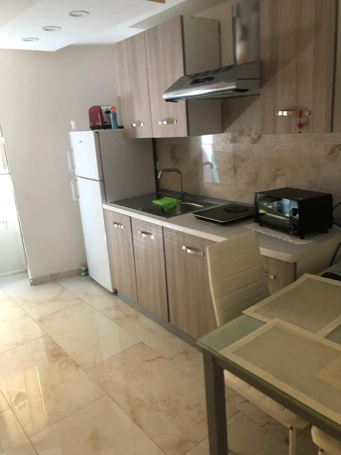 Sole House Apartment Наполи Екстериор снимка